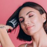 آموزش حالت‌دهی مو با سشوار برس دار بدون آسیب | نکاتی که آرایشگرها نمی‌گویند