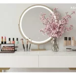 چگونه لوازم آرایشی را بچینیم؟